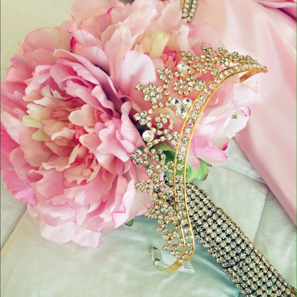 Flower Bouquet - Picture 2 of 3