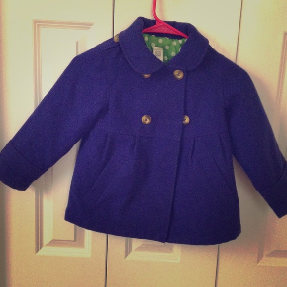Thick navy coat