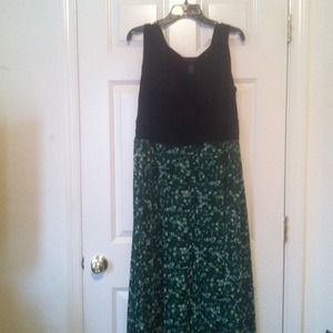 Flowing Black and Green dress