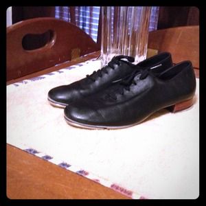 Tap shoes