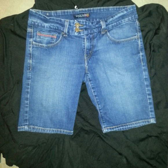 Levi's walking shorts