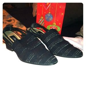 🌻 Black Leather Slingback Shoes