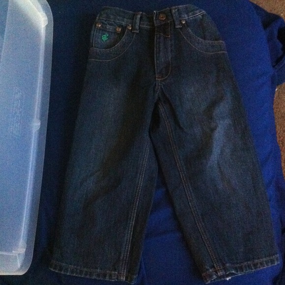 🔴SOLD IN BUNDLE🔴Little boys jeans