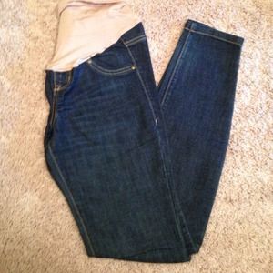 SOLD in bundle! Old navy maternity smooth panel