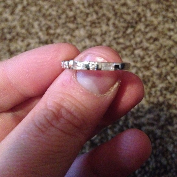 Ring - Picture 2 of 3