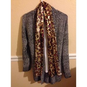 ✨Animal print scarf