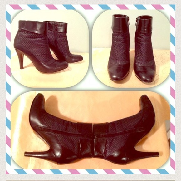 🚫SOLD IN BUNDLE🚫Enzo Angiolini Leather Booties - Picture 2 of 3