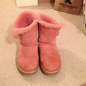 Pink UGGs size 8