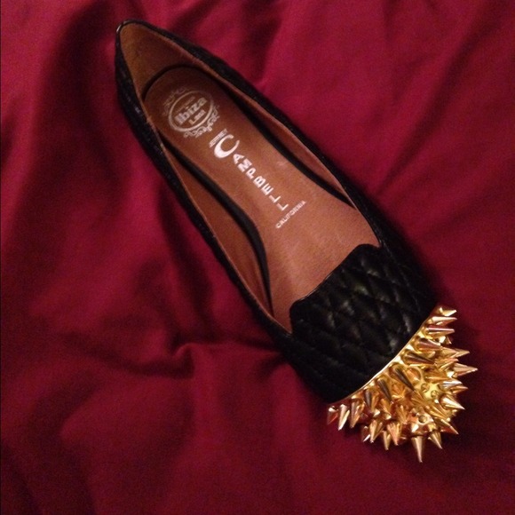 Jeffrey Campbell Margo spiked flat