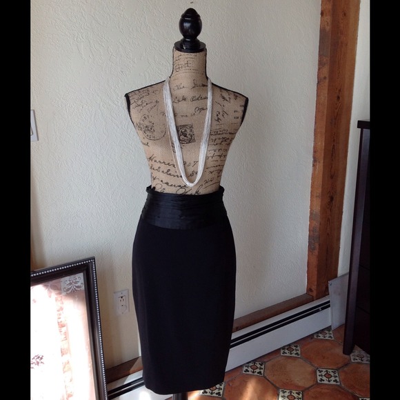 *bundled* High waisted skirt