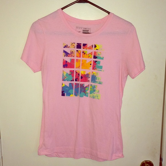 ❌SOLD❌ Nike T Shirt