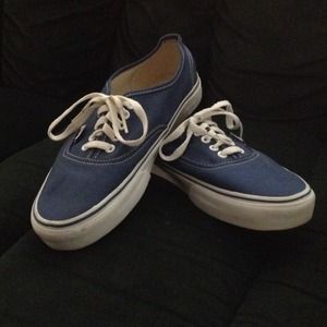 Vans skater shoes