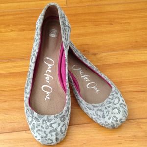 TOMS Gisele Grey Ballet Flats