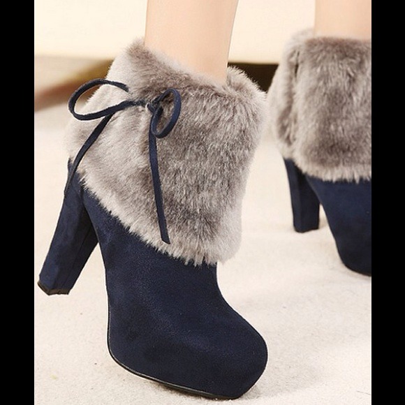 βNot Availableβπ12/9 Host Pickπ Navy Ankle Boots - Picture 3 of 4