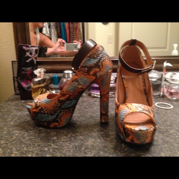 REDUCED PRICE!!! 5" heels from Charlotte Russe.