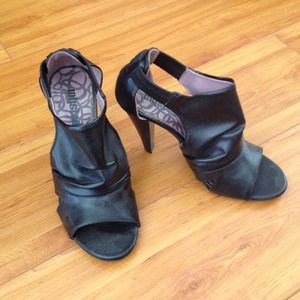 Black open toe high heel