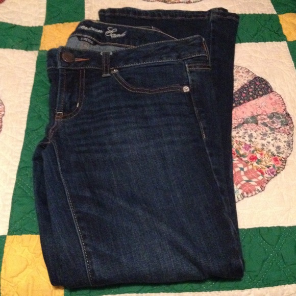 American eagle boyfriend jeans