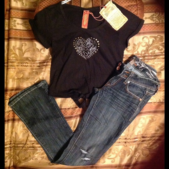 SOLD - Picture 2 of 3