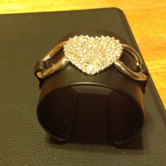 Bracelet - Picture 2 of 2