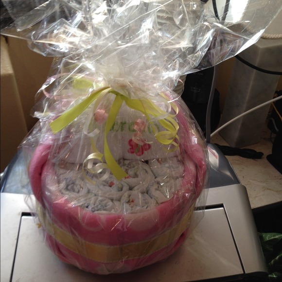 Diaper bed made with huggies diapers. - Picture 2 of 2