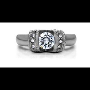 💎 NWT Stainless steel CZ ! 💎