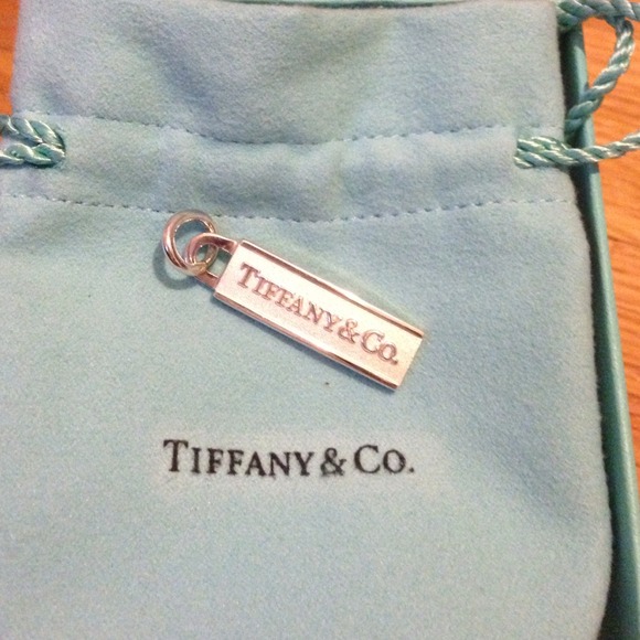 **Sold** Tiffany & Co. Bar Charm
