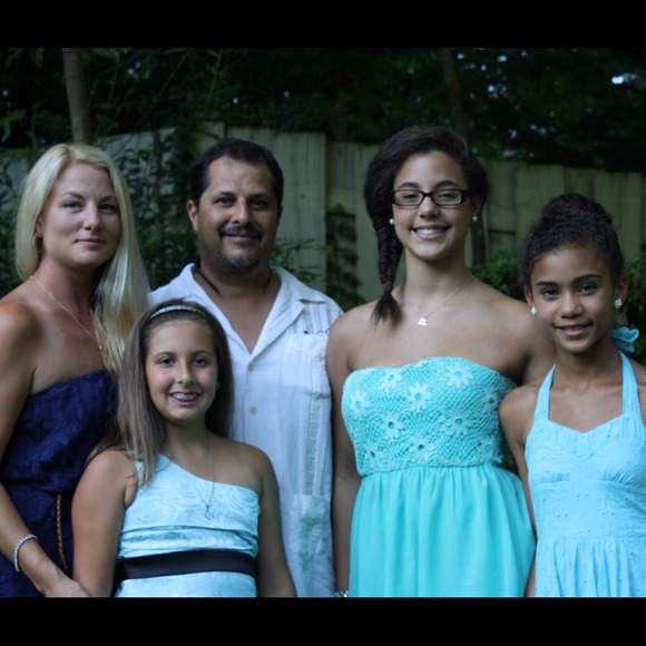 A lil About Me & My Fam!
