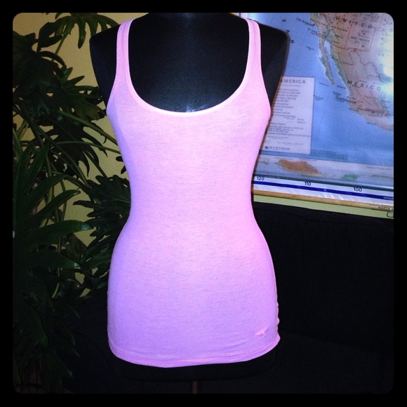 ⛔️sold/bundle⛔️VS Pink Lt. Pink Tank