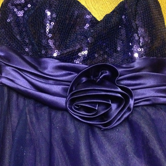 Prom Dress ❤️ - Picture 2 of 4