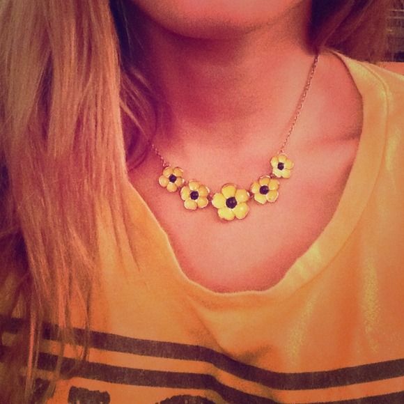 Flower Necklace