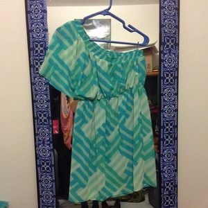 One sleeve dress