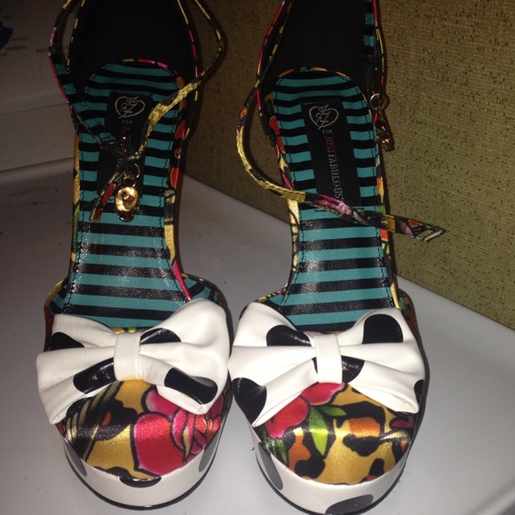 Lounge Days platform shoes. Size 8 - Picture 3 of 4