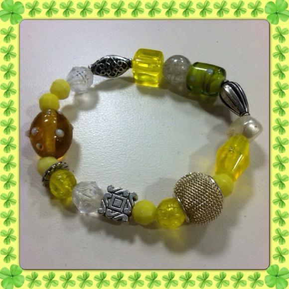 Unique Designed Bracelet - Picture 1 of 1