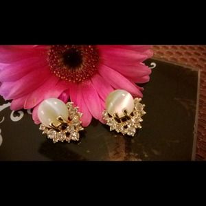 Fashion Opal Stud Earrings