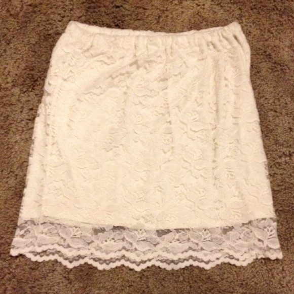 Xhilaration White Lace Skirt