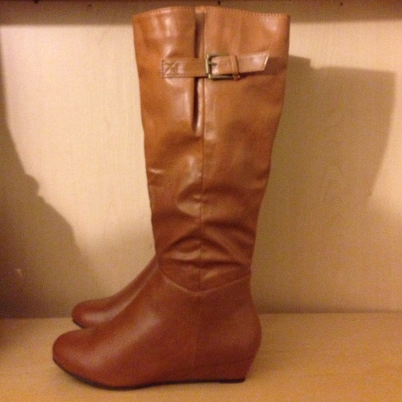 New Demi-Wedged Cognac Brown Boots