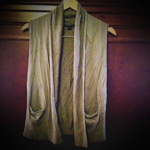 ❗️REDUCED❗️ Banana Republic knit vest