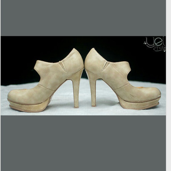 Cream Beige Pumps 5 inch heel sz 9 - Picture 3 of 4