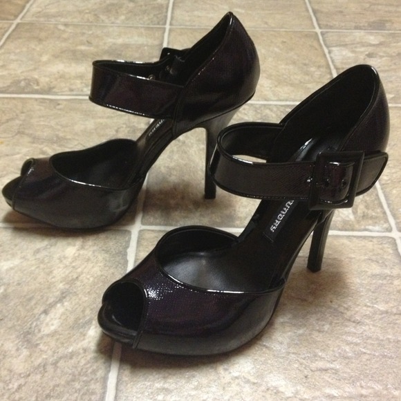 Chinese Laundry Heels