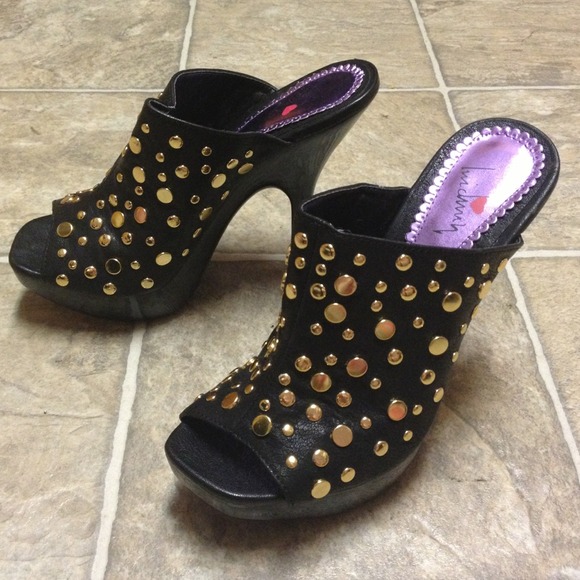 Luichiny Stud Heels