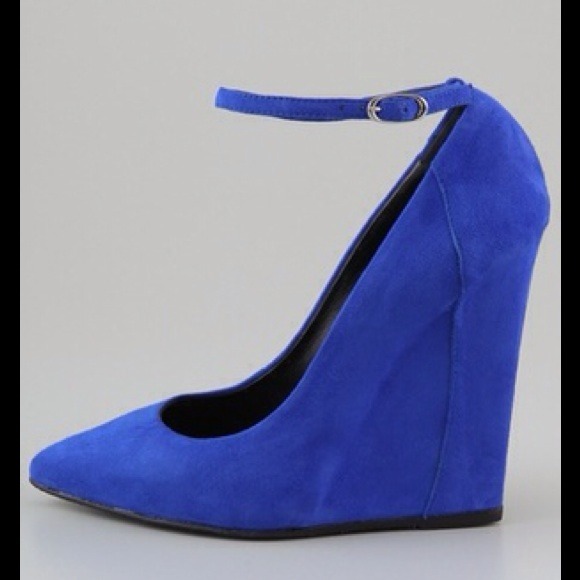 Authentic Giuseppe Zanotti suede wedges - Picture 2 of 9