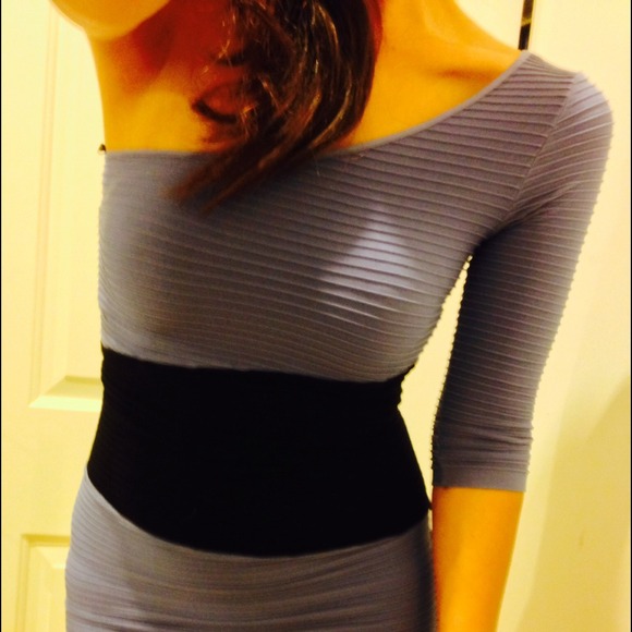 ❌Sold❌Bebe color block bandage dress - Picture 2 of 4