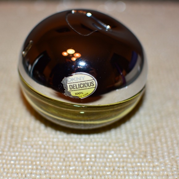 ❌SOLD❌DKNY Delicious Perfume💭
