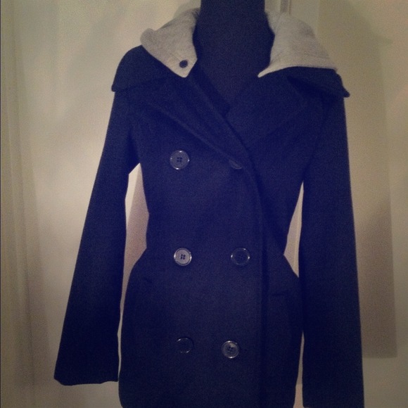 Navy blue Peacoat
