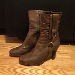 Authentic Coach Cognac Mid-Shaft Boots with Buckle