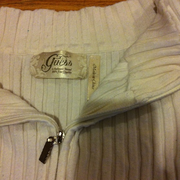 GUESS TOP - Picture 2 of 2