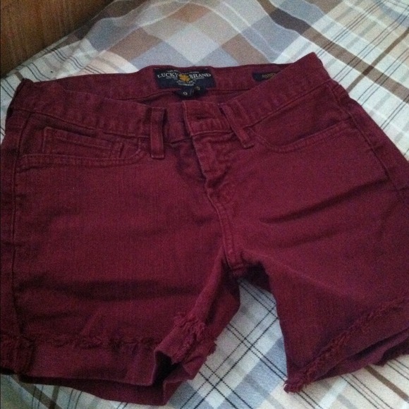 Lucky brand abbey maroon shorts size 0 25