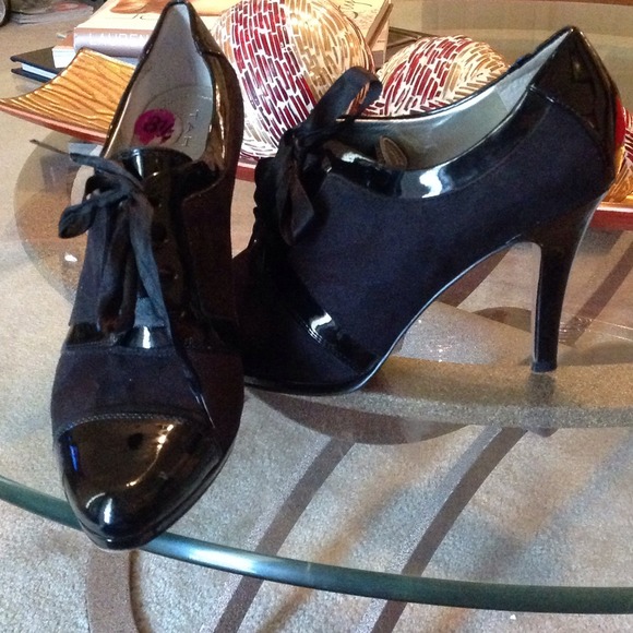 SOLD!!! High heel black booties