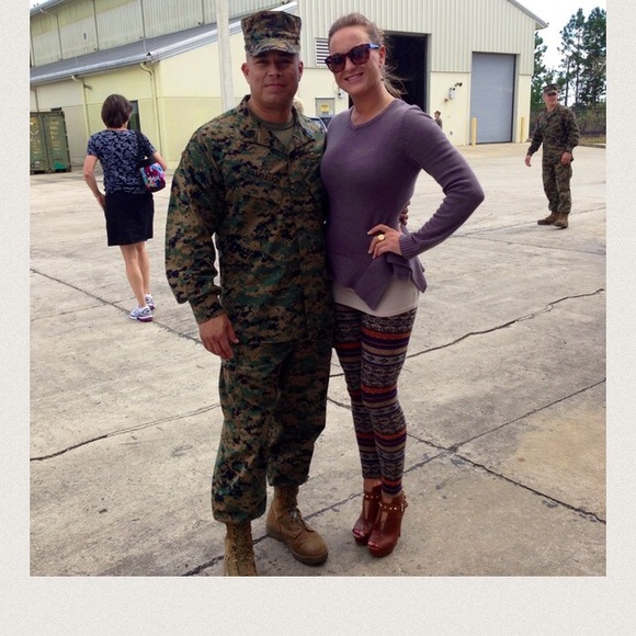 😍🎉Meet your seller😍🎉 PRICES NEGOTIABLE! - Picture 3 of 4