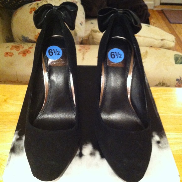 Dolce Vita Shoes - Dolce Vita black pumps